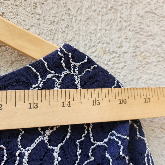 KARL LAGERFELD Paris Women's Dress Size 8 Blue Embroidered Lined Flutter Sleeve - Picture 7 of 9